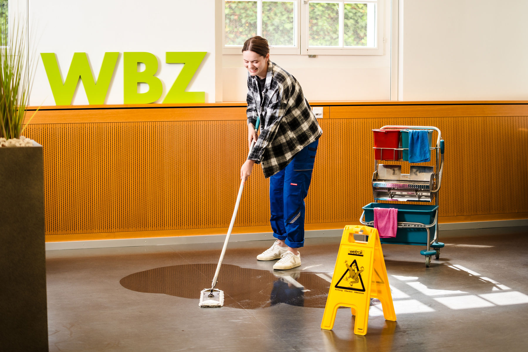 WBZ Weiterbildung Hauswartin eidg. Fachausweis